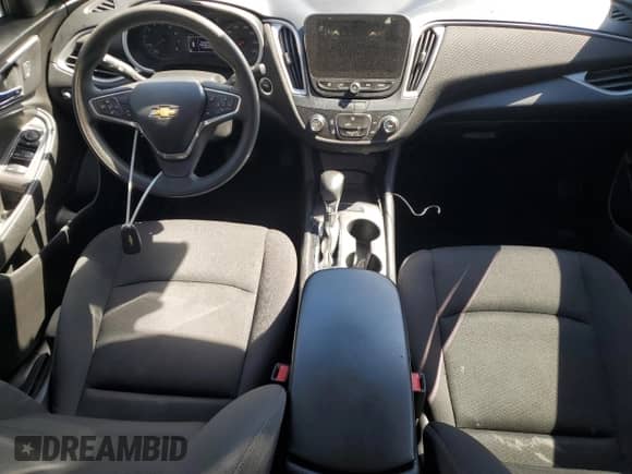 2023 Chevrolet Malibu LS z VIN 1G1ZC5STXPF158672, wystawiony jako Copart lot #84960155 z przebiegiem 48 553 mil mil oraz Czysty tytuł • Clean title. Historia ofert i sprzedaży dostępna na DreamBid. Obrazek 8.