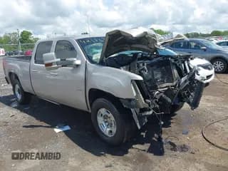 ✅ 2008 GMC Sierra 2500HD SLE1 • VIN: 1GTHK23698F126312 • Lot: 42186750. Wystawiony na IAAI z przebiegiem 321 638 mil. Bezpłatny archiwum sprzedaży aukcyjnych z USA i szczegółowy raport historii pojazdu na DreamBid. Zdjęcie 1.