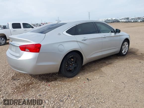 ✅ 2017 Chevrolet Impala LS • VIN: 2G11X5S32H9140727 • Lot: 43579269. Listed on IAAI with 187,308 mi. Free auction sales archive from the USA and detailed vehicle history report at DreamBid. Image 4.