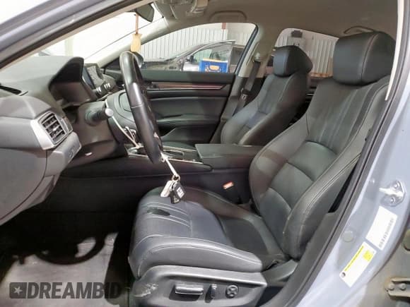 ✅ 2022 Honda Accord Sport SE • VIN: 1HGCV1F45NA114948 • Lot: 81917765. Listed on Copart with 72,624 mi. Free auction sales archive from the USA and detailed vehicle history report at DreamBid. Image 7.