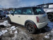 ✅ 2002 MINI Hardtop • VIN: WMWRC334X2TC38342 • Lot: 45706475. Listed on Copart with 107,735 mi. Free auction sales archive from the USA and detailed vehicle history report at DreamBid. Image 2.