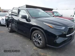 ✅ 2024 Toyota Highlander Hybrid XLE • VIN: 5TDKBRCH6RS640653 • Lot: 43645018. Wystawiony na IAAI z przebiegiem 17 170 mil. Bezpłatny archiwum sprzedaży aukcyjnych z USA i szczegółowy raport historii pojazdu na DreamBid. Zdjęcie 1.