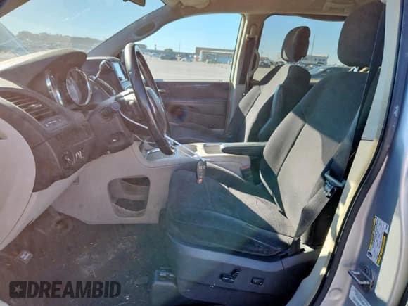 ✅ 2011 Dodge Grand Caravan Crew • VIN: 2D4RN5DG2BR660095 • Lot: 91296035. Wystawiony na Copart z przebiegiem 171 999 mil. Bezpłatny archiwum sprzedaży aukcyjnych z USA i szczegółowy raport historii pojazdu na DreamBid. Zdjęcie 7.