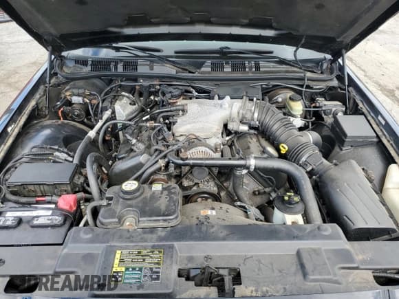 ✅ 2003 Mercury Marauder • VIN: 2MEHM75V53X676467 • Lot: 81554745. Wystawiony na Copart z przebiegiem 108 723 mil. Bezpłatny archiwum sprzedaży aukcyjnych z USA i szczegółowy raport historii pojazdu na DreamBid. Zdjęcie 11.