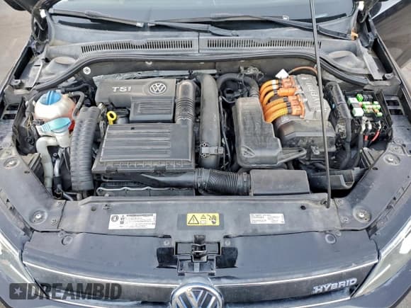 ✅ 2013 Volkswagen Jetta Hybrid • VIN: 3VW637AJ8DM226630 • Lot: 94086315. Listed on Copart with 122,388 mi. Free auction sales archive from the USA and detailed vehicle history report at DreamBid. Image 11.