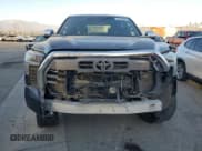 ✅ 2023 Toyota Tundra 1794 Edition • VIN: 5TFMC5DB2PX030507 • Lot: 41451995. Wystawiony na Copart z przebiegiem 35 151 mil. Bezpłatny archiwum sprzedaży aukcyjnych z USA i szczegółowy raport historii pojazdu na DreamBid. Zdjęcie 5.