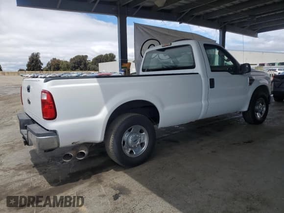 ✅ 2008 Ford F-250 • VIN: 1FTSF20R48EB81359 • Лот: 65793755. Опубликован ранее на Copart с пробегом 138 130 миль. Бесплатный доступ к архиву аукционных продаж из США и подробный отчёт об истории автомобиля на DreamBid. Изображение 3.