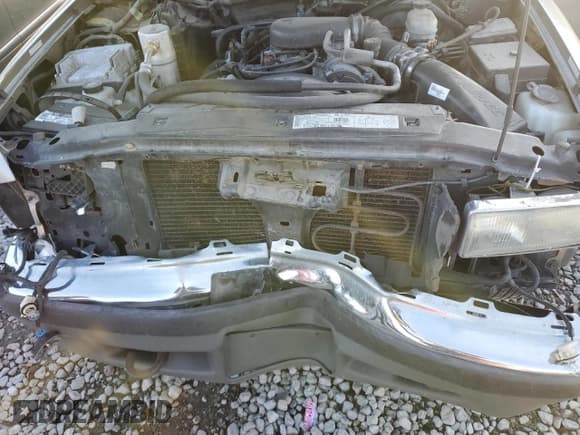 ✅ 2001 Chevrolet Blazer LT • VIN: 1GNDT13W51K261555 • Lot: 88991005. Wystawiony na Copart z przebiegiem 235 706 mil. Bezpłatny archiwum sprzedaży aukcyjnych z USA i szczegółowy raport historii pojazdu na DreamBid. Zdjęcie 12.