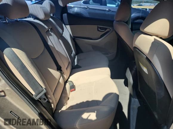 ✅ 2016 Hyundai Elantra SE • VIN: 5NPDH4AE4GH676217 • Lot: 70168705. Listed on Copart with 141,905 mi. Free auction sales archive from the USA and detailed vehicle history report at DreamBid. Image 10.