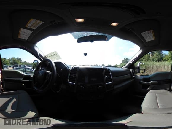 ✅ 2018 Ford F-250 XL • VIN: 1FT7W2B62JEB48102 • Lot: 42651353. Listed on IAAI with 63,177 mi. Free auction sales archive from the USA and detailed vehicle history report at DreamBid. Image 18.