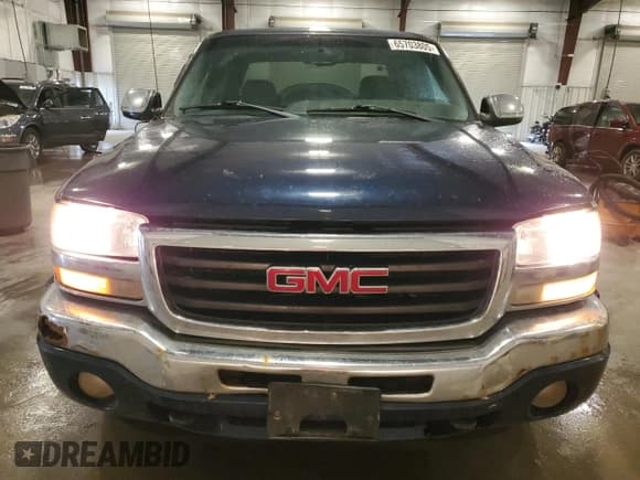 ✅ 2006 GMC Sierra 1500HD SLE1 • VIN: 1GTGK13U16F241116 • Lot: 65703805. Wystawiony na Copart z przebiegiem 253 363 mil. Bezpłatny archiwum sprzedaży aukcyjnych z USA i szczegółowy raport historii pojazdu na DreamBid. Zdjęcie 5.