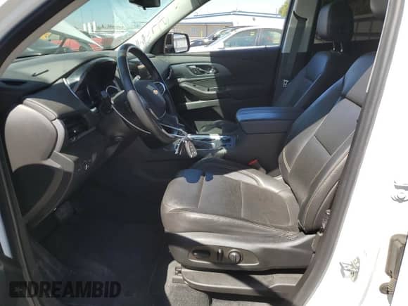 2021 Chevrolet Traverse Premier с VIN 1GNERKKW6MJ252240, выставлен на аукционе Copart как лот 67650555 с пробегом 73 966 миль миль и Списание • Salvage title. История ставок и продаж доступна на DreamBid. Изображение 7.