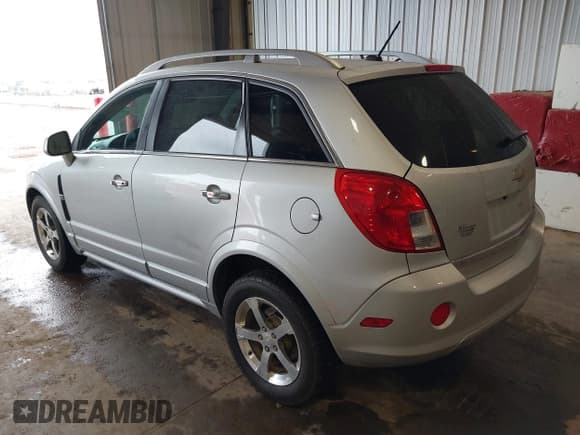 ✅ 2013 Chevrolet Captiva Sport LT • VIN: 3GNAL3EK2DS632530 • Lot: 42592417. Wystawiony na IAAI z przebiegiem 128 020 mil. Bezpłatny archiwum sprzedaży aukcyjnych z USA i szczegółowy raport historii pojazdu na DreamBid. Zdjęcie 3.
