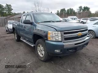 ✅ 2011 Chevrolet Silverado 1500 LT • VIN: 1GCRKSE35BZ361402 • Лот: 43674814. Опубликован ранее на IAAI с пробегом 176 509 миль. Бесплатный доступ к архиву аукционных продаж из США и подробный отчёт об истории автомобиля на DreamBid. Изображение 1.