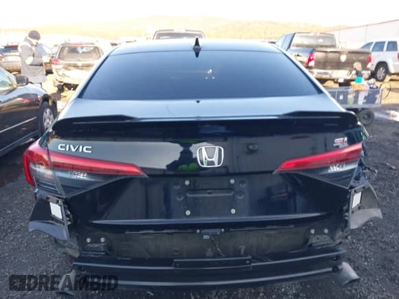 ✅ 2024 Honda Civic Si • VIN: 2HGFE1E59RH476358 • Лот: 43693446. Опубликован ранее на IAAI с пробегом 28 234 миль. Бесплатный доступ к архиву аукционных продаж из США и подробный отчёт об истории автомобиля на DreamBid. Изображение 17.