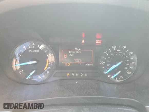 ✅ 2018 Ford Explorer XLT • VIN: 1FM5K7D89JGB03219 • Lot: 55500095. Wystawiony na Copart z przebiegiem 195 227 mil. Bezpłatny archiwum sprzedaży aukcyjnych z USA i szczegółowy raport historii pojazdu na DreamBid. Zdjęcie 9.