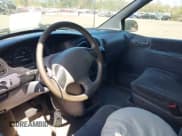 ✅ 1997 Plymouth Voyager SE • VIN: 1P4GP44R3VB408980 • Lot: 42159229. Wystawiony na IAAI z przebiegiem 223 965 mil. Bezpłatny archiwum sprzedaży aukcyjnych z USA i szczegółowy raport historii pojazdu na DreamBid. Zdjęcie 5.