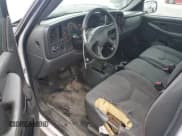 ✅ 2003 Chevrolet Silverado 2500HD Work Truck • VIN: 1GCHK24U53E371443 • Lot: 82538005. Wystawiony na Copart z przebiegiem 189 003 mil. Bezpłatny archiwum sprzedaży aukcyjnych z USA i szczegółowy raport historii pojazdu na DreamBid. Zdjęcie 8.