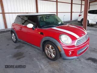 2012 MINI Hardtop with VIN WMWSU3C55CT262666, listed as a IAAI auction lot 43390316 with 121,616 mi miles and . Bid and sale history available at DreamBid. Image 1.