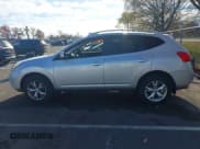 ✅ 2010 Nissan Rogue SL • VIN: JN8AS5MV0AW101365 • Lot: 43613712. Wystawiony na IAAI z przebiegiem 142 491 mil. Bezpłatny archiwum sprzedaży aukcyjnych z USA i szczegółowy raport historii pojazdu na DreamBid. Zdjęcie 14.