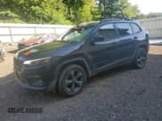 ✅ 2020 Jeep Cherokee Altitude • VIN: 1C4PJMLN1LD550895 • Lot: 62821665. Wystawiony na Copart z przebiegiem 97 971 mil. Bezpłatny archiwum sprzedaży aukcyjnych z USA i szczegółowy raport historii pojazdu na DreamBid. Zdjęcie 1.