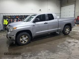 ✅ 2015 Toyota Tundra SR • VIN: 5TFUY5F16FX460531 • Lot: 85104775. Wystawiony na Copart z przebiegiem 88 488 mil. Bezpłatny archiwum sprzedaży aukcyjnych z USA i szczegółowy raport historii pojazdu na DreamBid. Zdjęcie 1.