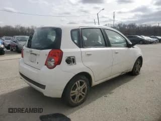 ✅ 2010 Chevrolet Aveo 1LT • VIN: KL1TD6DE9AB119768 • Lot: 49602485. Wystawiony na Copart z przebiegiem 104 702 mil. Bezpłatny archiwum sprzedaży aukcyjnych z USA i szczegółowy raport historii pojazdu na DreamBid. Zdjęcie 3.