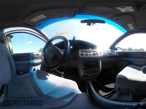 ✅ 2003 Toyota Sienna LE • VIN: 4T3ZF13C43U535740 • Lot: 43160504. Listed on IAAI with 133,134 mi. Free auction sales archive from the USA and detailed vehicle history report at DreamBid. Image 19.