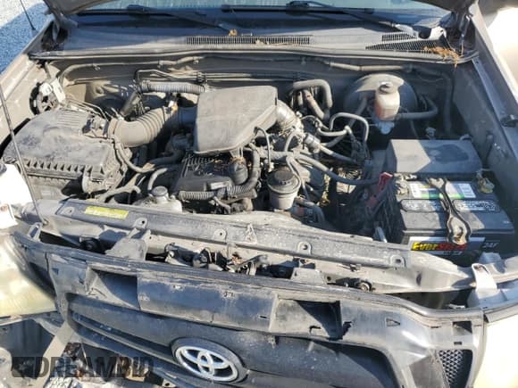 ✅ 2008 Toyota Tacoma • VIN: 5TEPX42N78Z563763 • Lot: 81248025. Wystawiony na Copart z przebiegiem 203 991 mil. Bezpłatny archiwum sprzedaży aukcyjnych z USA i szczegółowy raport historii pojazdu na DreamBid. Zdjęcie 11.