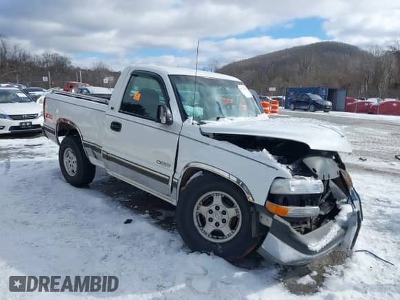 2001 Chevrolet Silverado 1500 с VIN 1GCEK14V51Z243957, выставлен на аукционе IAAI как лот 41227882 с пробегом 136 568 миль миль и . История ставок и продаж доступна на DreamBid. Изображение 1.