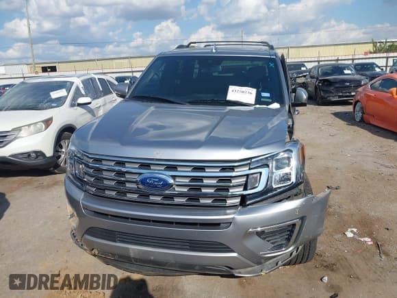 ✅ 2021 Ford Expedition Limited • VIN: 1FMJU1KT0MEA56014 • Lot: 43250236. Wystawiony na IAAI z przebiegiem 82 950 mil. Bezpłatny archiwum sprzedaży aukcyjnych z USA i szczegółowy raport historii pojazdu na DreamBid. Zdjęcie 12.