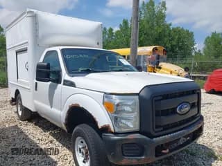 ✅ 2013 Ford F-250 XL • VIN: 1FDBF2B62DEB64374 • Lot: 42459684. Listed on IAAI with 553,300 mi. Free auction sales archive from the USA and detailed vehicle history report at DreamBid. Image 1.