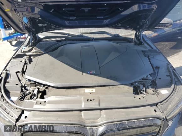 ✅ 2024 BMW i5 M60 • VIN: WBY43FK03RCP74018 • Lot: 67094515. Wystawiony na Copart z przebiegiem 14 317 mil. Bezpłatny archiwum sprzedaży aukcyjnych z USA i szczegółowy raport historii pojazdu na DreamBid. Zdjęcie 11.