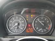 ✅ 2010 BMW 3 Series 328i • VIN: WBAWL1C53APX27346 • Лот: 54007605. Опубликован ранее на Copart с пробегом 102 842 миль. Бесплатный доступ к архиву аукционных продаж из США и подробный отчёт об истории автомобиля на DreamBid. Изображение 9.