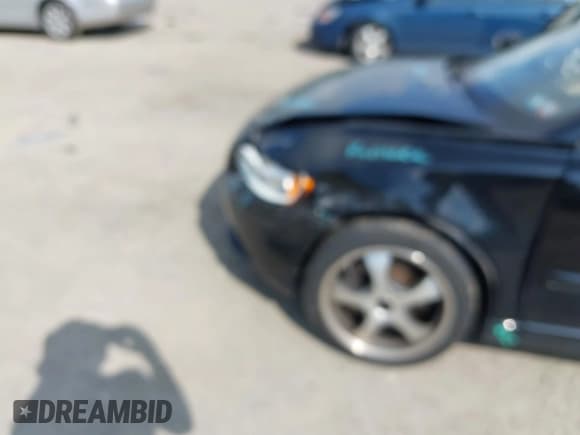 ✅ 2011 Volvo S40 • VIN: YV1672MS9B2543152 • Lot: 42713673. Wystawiony na IAAI z przebiegiem 132 212 mil. Bezpłatny archiwum sprzedaży aukcyjnych z USA i szczegółowy raport historii pojazdu na DreamBid. Zdjęcie 6.