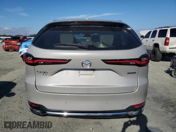 ✅ 2025 Mazda CX-90 Premium Plus Package • VIN: JM3KKEHA6S1235620 • Lot: 92631255. Wystawiony na Copart z przebiegiem 3 493 mil. Bezpłatny archiwum sprzedaży aukcyjnych z USA i szczegółowy raport historii pojazdu na DreamBid. Zdjęcie 6.