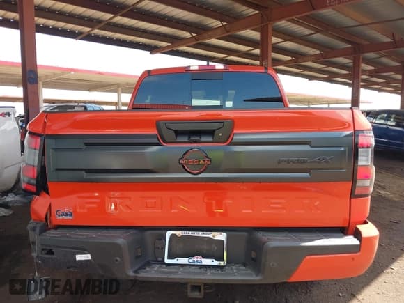 ✅ 2025 Nissan Frontier Pro-4X • VIN: 1N6ED1EK2SN609426 • Лот: 42397424. Опубликован ранее на IAAI с пробегом 675 миль. Бесплатный доступ к архиву аукционных продаж из США и подробный отчёт об истории автомобиля на DreamBid. Изображение 16.