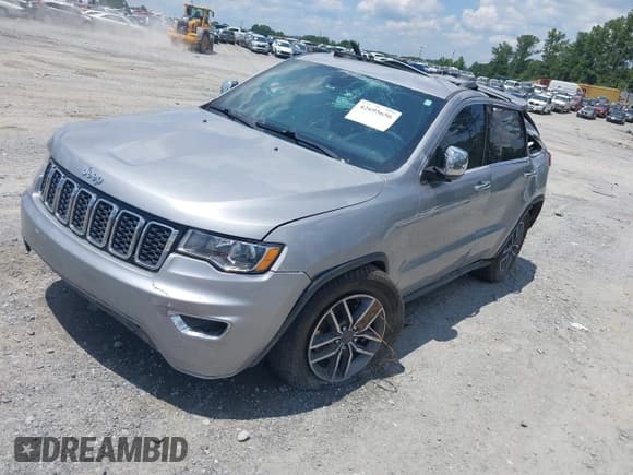 ✅ 2020 Jeep Grand Cherokee Limited • VIN: 1C4RJFBG7LC146982 • Лот: 42695656. Опубликован ранее на IAAI с пробегом 131 227 миль. Бесплатный доступ к архиву аукционных продаж из США и подробный отчёт об истории автомобиля на DreamBid. Изображение 2.