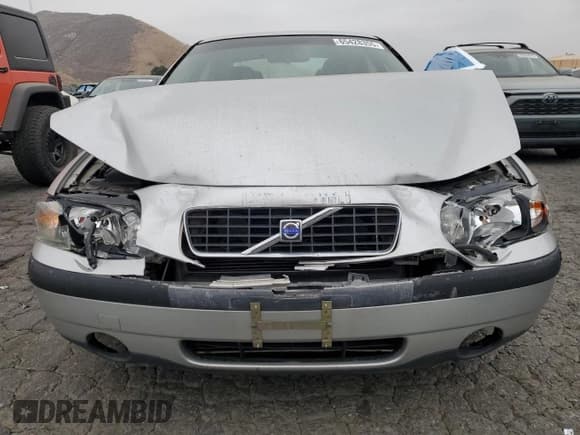 ✅ 2002 Volvo S60 • VIN: YV1RS61R122093095 • Lot: 65428355. Listed on Copart with 279,368 mi. Free auction sales archive from the USA and detailed vehicle history report at DreamBid. Image 5.
