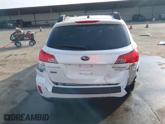 ✅ 2013 Subaru Outback Limited • VIN: 4S4BRBKC8D3235537 • Лот: 43539905. Опубликован ранее на IAAI с пробегом 138 434 миль. Бесплатный доступ к архиву аукционных продаж из США и подробный отчёт об истории автомобиля на DreamBid. Изображение 6.