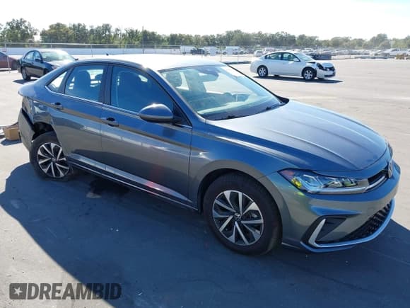 ✅ 2025 Volkswagen Jetta S • VIN: 3VW5X7BU4SM108970 • Lot: 43692037. Listed on IAAI with 4,609 mi. Free auction sales archive from the USA and detailed vehicle history report at DreamBid. Image 1.