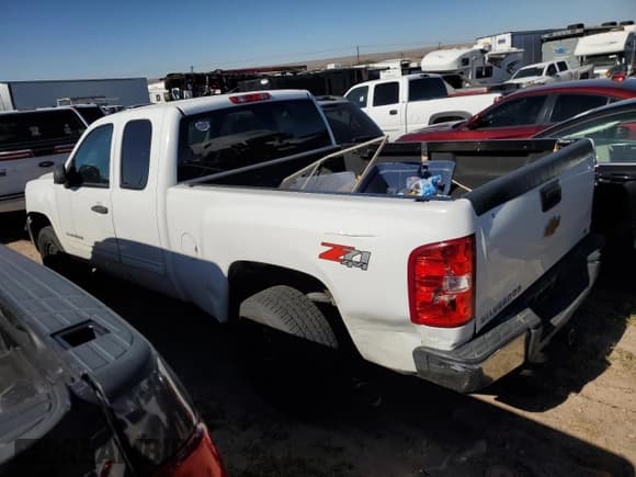 ✅ 2012 Chevrolet Silverado 1500 LT • VIN: 1GCRKSE7XCZ341554 • Lot: 74383224. Listed on Copart with 175,130 mi. Free auction sales archive from the USA and detailed vehicle history report at DreamBid. Image 2.