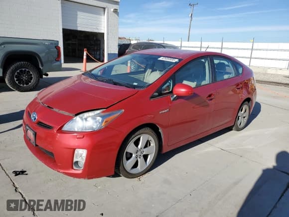 ✅ 2010 Toyota Prius II • VIN: JTDKN3DU0A0021313 • Лот: 93568355. Опубликован ранее на Copart с пробегом 99 373 миль. Бесплатный доступ к архиву аукционных продаж из США и подробный отчёт об истории автомобиля на DreamBid. Изображение 1.