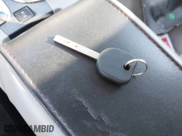 2010 Chevrolet Equinox 1LT with VIN 2CNALDEW9A6221942, listed as a IAAI auction lot 43227538 with 235,828 mi miles and . Bid and sale history available at DreamBid. Image 11.