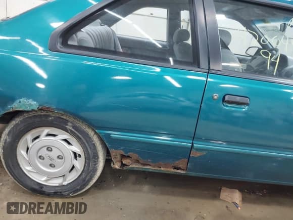 ✅ 1994 Ford Tempo • VIN: 1FAPP31X6RK108511 • Lot: 42004445. Listed on IAAI with 3,310 mi. Free auction sales archive from the USA and detailed vehicle history report at DreamBid. Image 6.