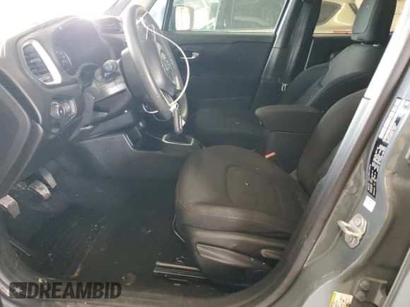 ✅ 2018 Jeep Renegade Latitude • VIN: ZACCJABH9JPH84385 • Lot: 84357075. Listed on Copart with 54,665 mi. Free auction sales archive from the USA and detailed vehicle history report at DreamBid. Image 7.