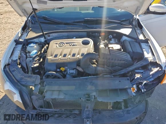 ✅ 2014 Volkswagen Passat SE • VIN: 1VWBN7A30EC058902 • Lot: 95322875. Listed on Copart with 70,409 mi. Free auction sales archive from the USA and detailed vehicle history report at DreamBid. Image 11.