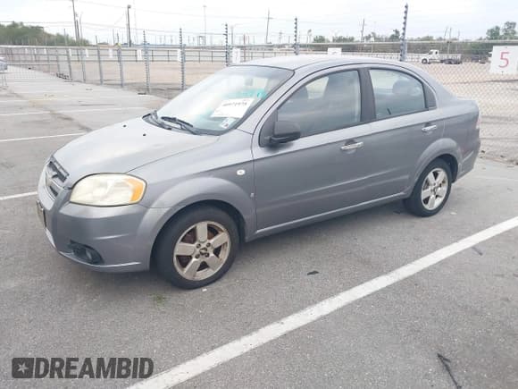 ✅ 2008 Chevrolet Aveo LT • VIN: KL1TG56668B240775 • Lot: 40971975. Wystawiony na IAAI z przebiegiem 137 900 mil. Bezpłatny archiwum sprzedaży aukcyjnych z USA i szczegółowy raport historii pojazdu na DreamBid. Zdjęcie 2.