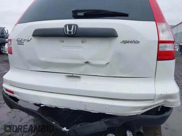 ✅ 2011 Honda CR-V LX • VIN: JHLRE4H38BC014571 • Lot: 43839770. Listed on IAAI with 114,228 mi. Free auction sales archive from the USA and detailed vehicle history report at DreamBid. Image 6.