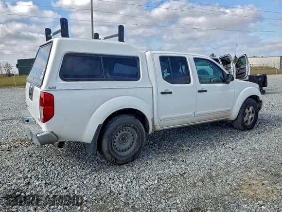 ✅ 2008 Nissan Frontier SE • VIN: 1N6AD07U48C449352 • Лот: 94920095. Опубликован ранее на Copart с пробегом 169 338 миль. Бесплатный доступ к архиву аукционных продаж из США и подробный отчёт об истории автомобиля на DreamBid. Изображение 3.